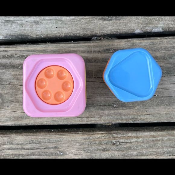 TOLO STACKABLE ACTIVITY SHAPES REPLACEMENT BLOCKS 2 PIECES - Picture 8 of 9